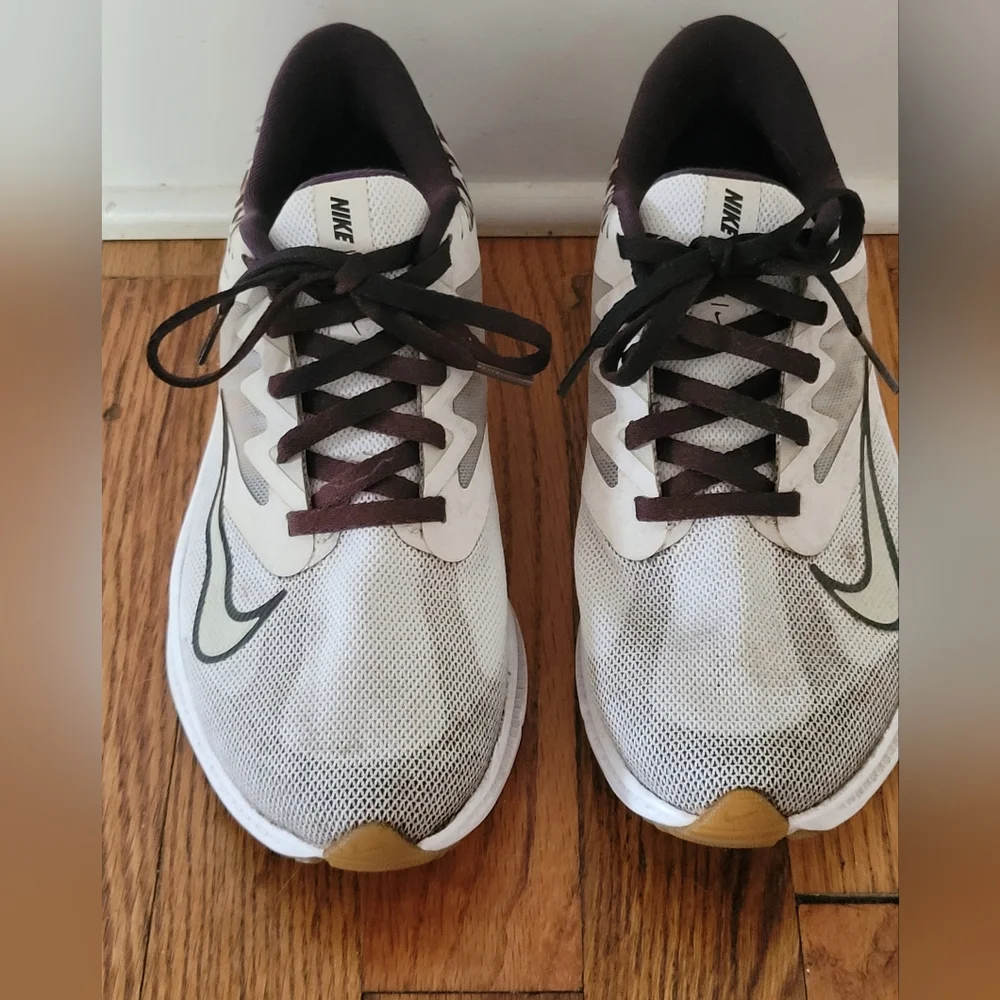 Nike Womens Quest 3 CV0149-110 White Running Shoes Sneakers Size 7.5 - Picture 3 of 8